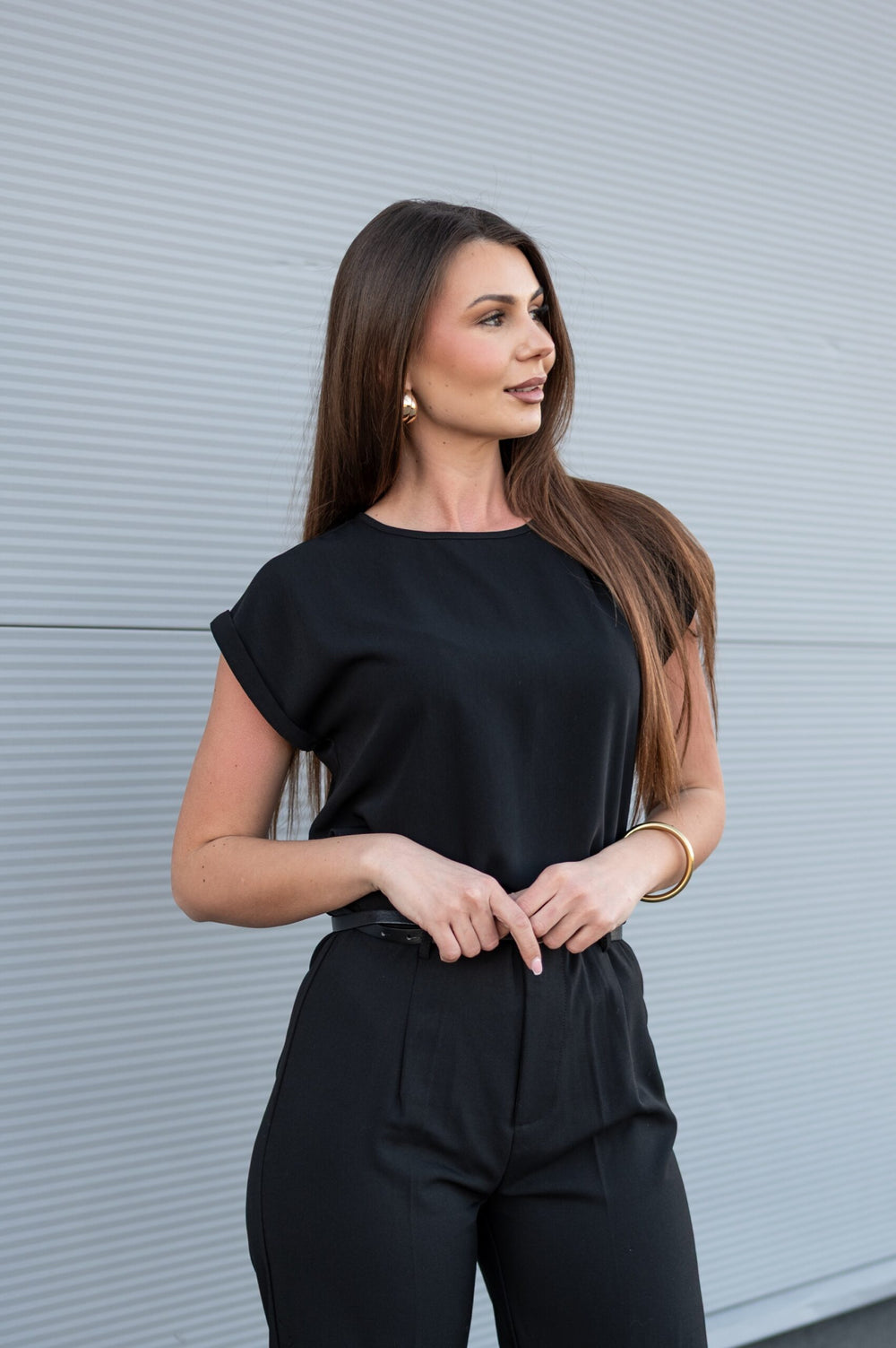 Elegancka bluzka dekolt w łódkę czarna