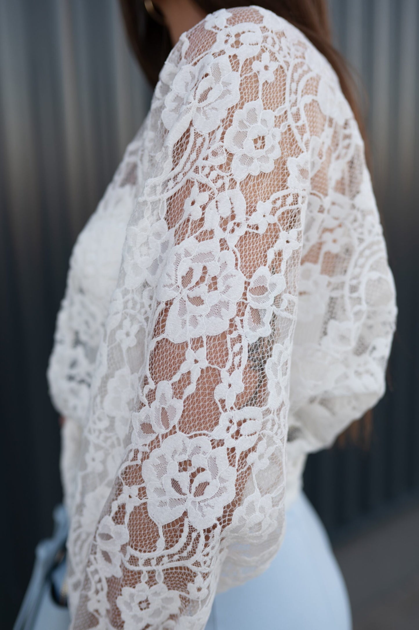 Kimono koronkowe białe