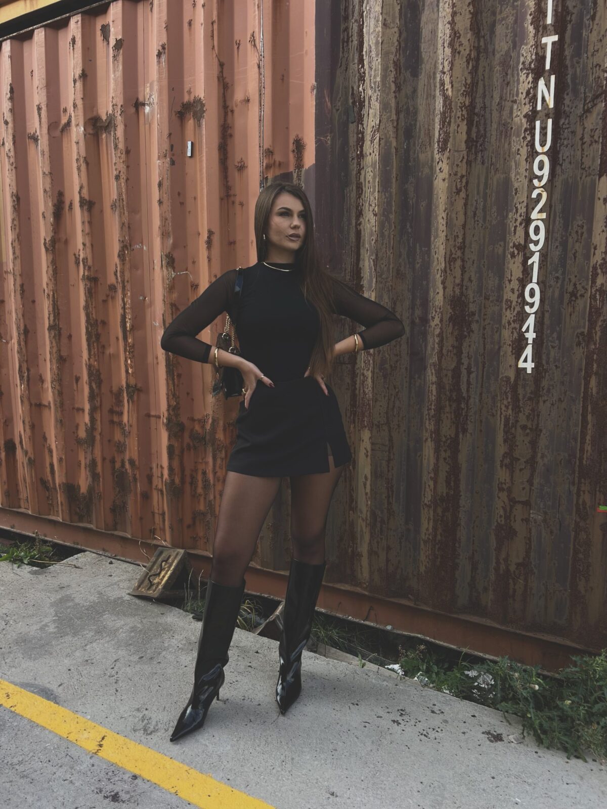 czarna bluzka siateczka by me
